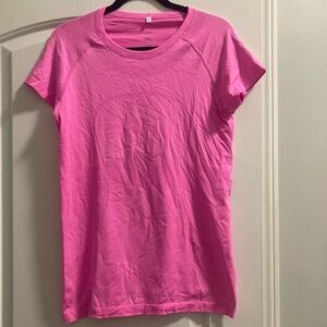 Lululemon Swiftly Tech Womens Short Sleeve Lightweight Pink Athletic Tee